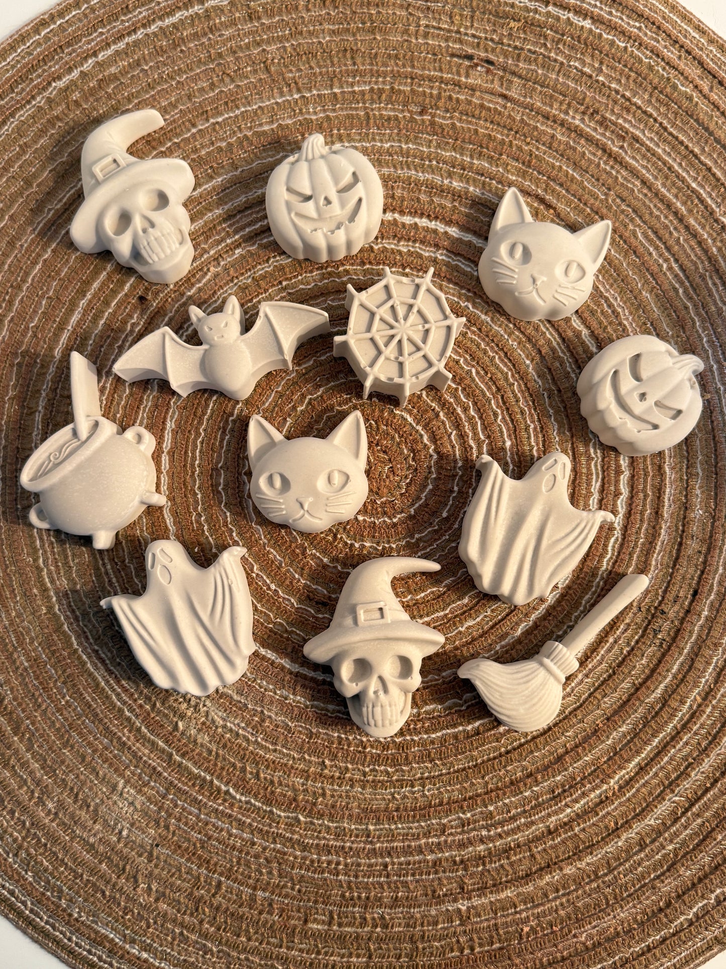 Paint your own plaster kits Taking pre-orders- Halloween