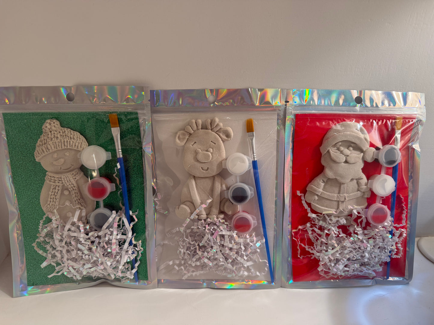 Paint your own plaster kit - Christmas/Winter Holidays