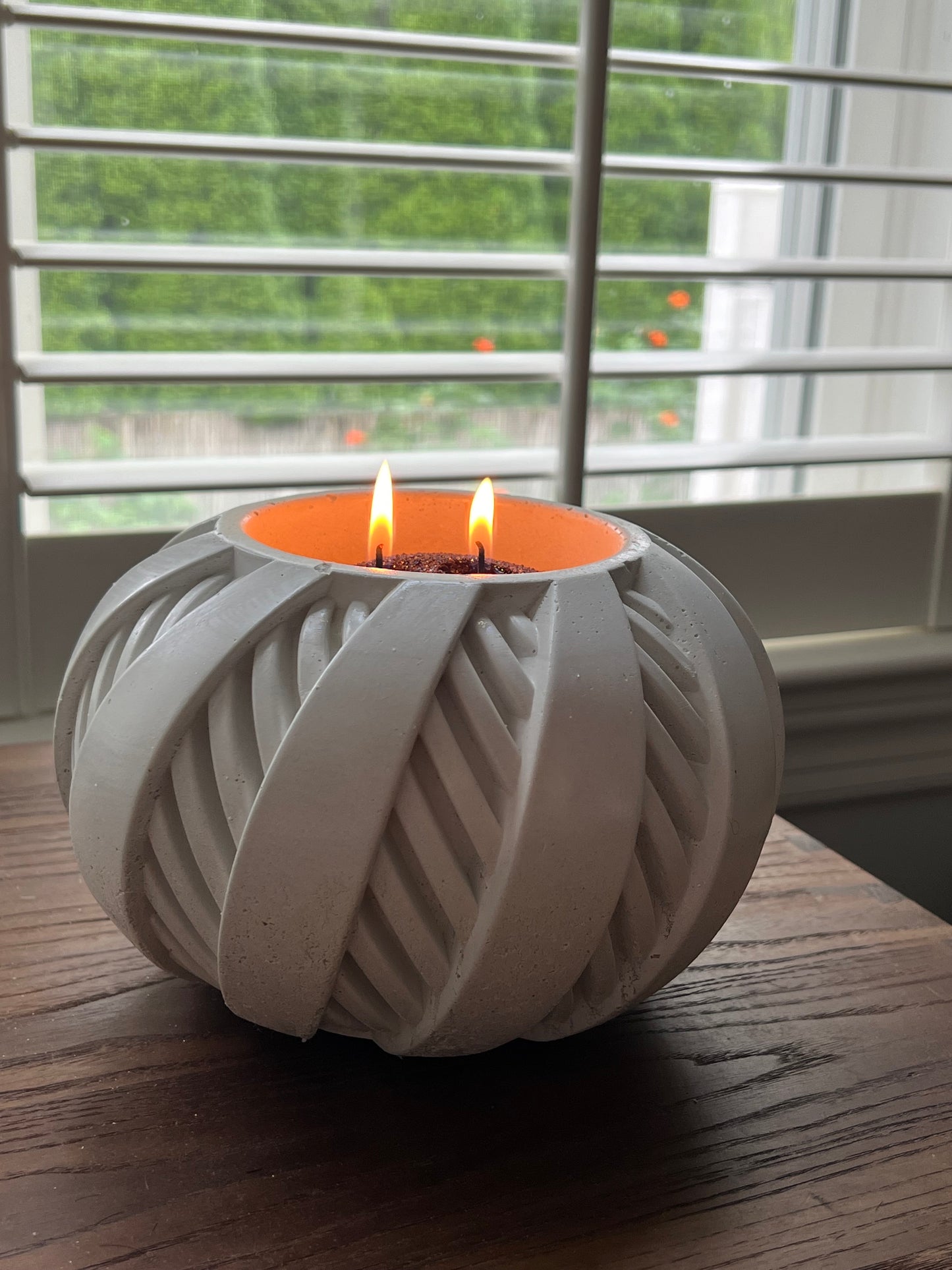 Mundo Candle Vessel